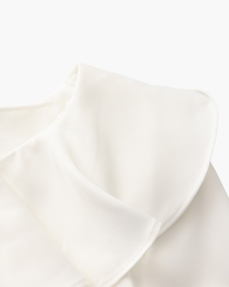 Robe midi à volants et boutons nacrés