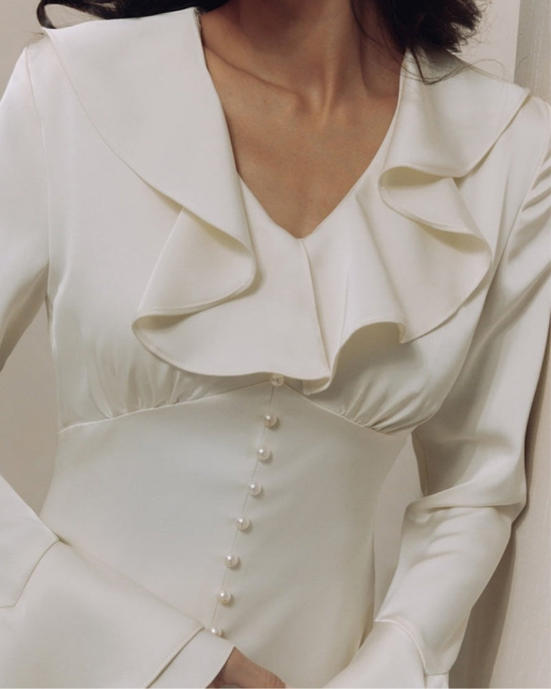 Robe midi à volants et boutons nacrés