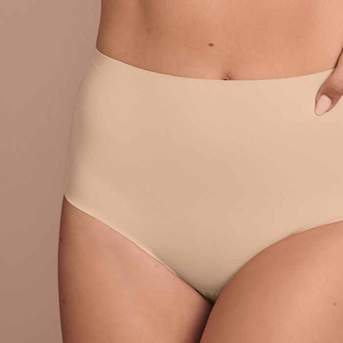 Ensemble soutien-gorge et culotte à armatures