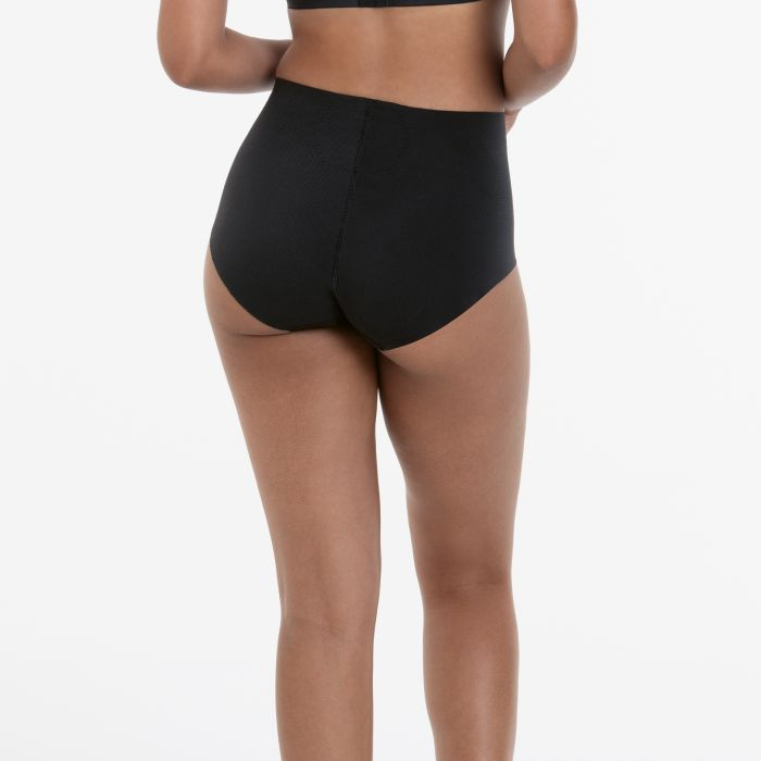 Ensemble soutien-gorge et culotte à armatures